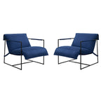 Fauteuil d'appoint en tissu, avec structure en métal et assise suspendue.
