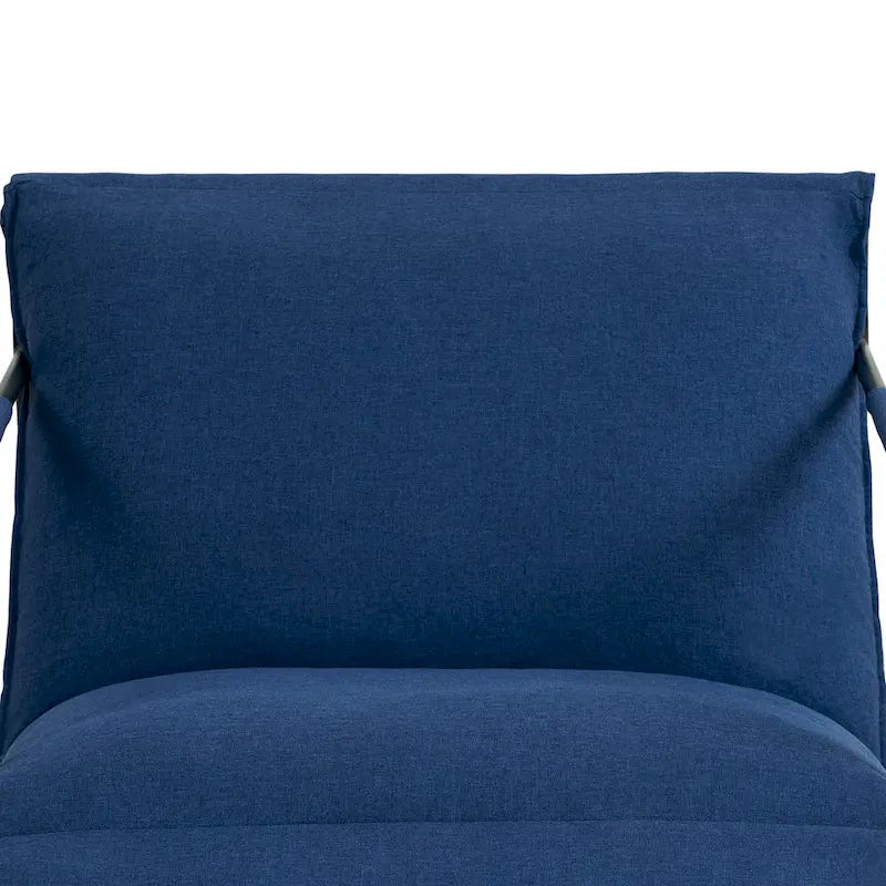 Fauteuil d'appoint en tissu, avec structure en métal et assise suspendue.