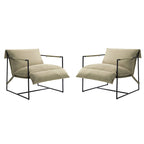 Fauteuil d'appoint en tissu, avec structure en métal et assise suspendue.